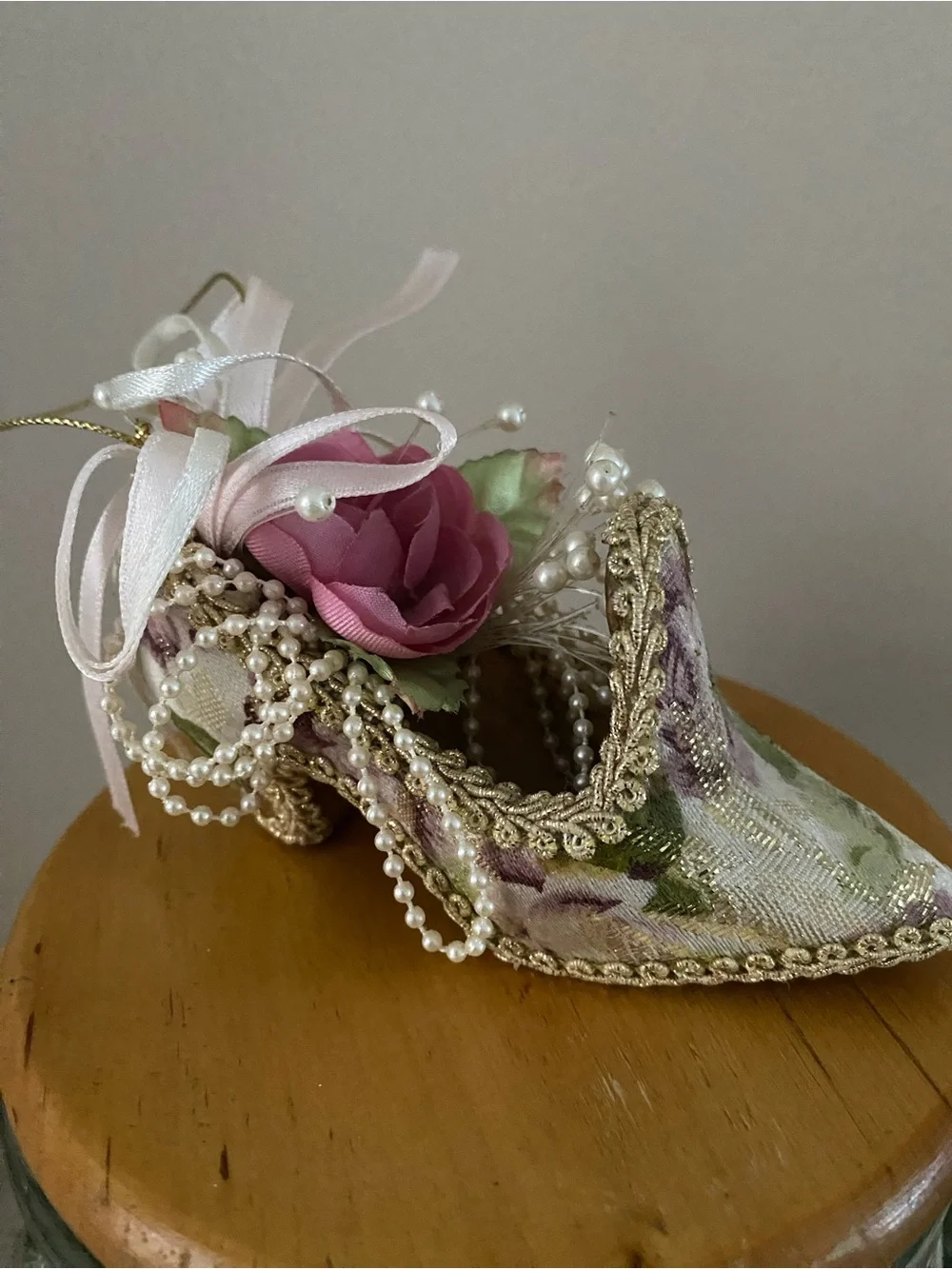 Vintage Victorian Style Decorative Shoe Ornament Pink Rose Floral Gold Trim